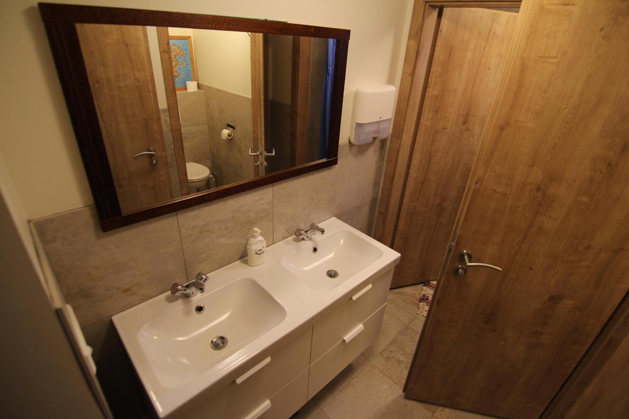 Cja Guesthouse Laugar  Exteriör bild