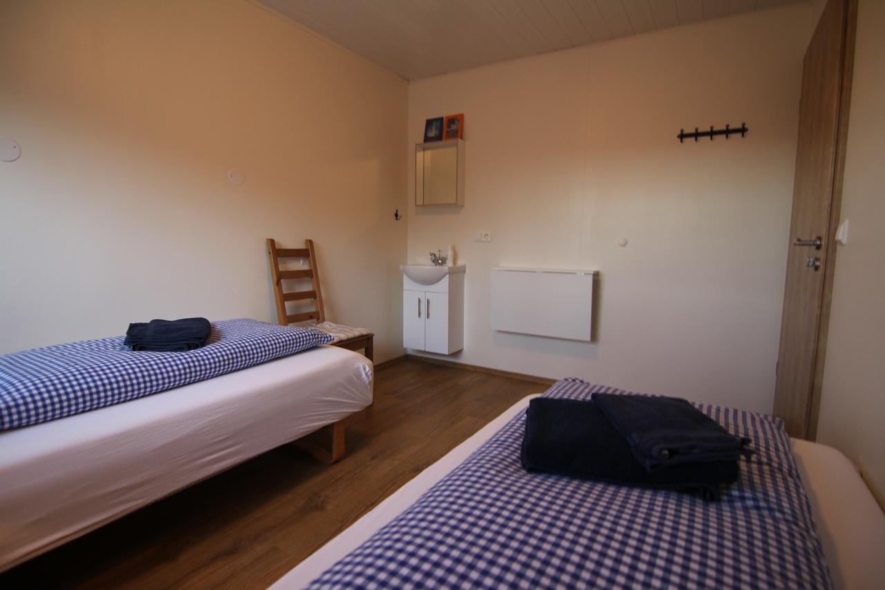 Cja Guesthouse Laugar  Exteriör bild